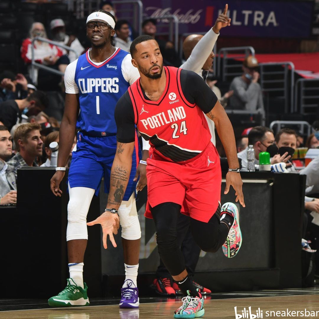 共享欢乐的 共享欢乐的