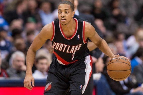 而近年来举 而近年来举